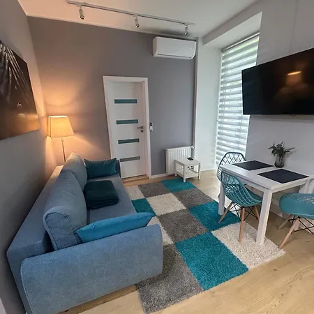 Targowa L5 *